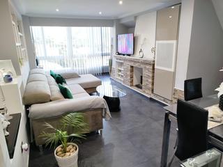 Zweistöckige Wohnung in Alegría de la Huerta- Jardín de Málaga