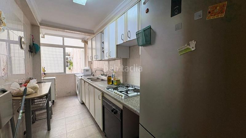 Foto a4c9b1b3-04e2-4091-87bb-e16952337bf4. Alquiler piso estupendo piso para estudiantes! en Málaga