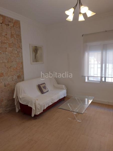 Foto 39af1b97-5970-4f64-b607-53a95c287607. Piso  en el molinillo de 3 dormitorios en El Molinillo - Capuchinos Málaga