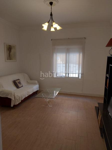 Foto a66950a0-cb7b-4ca9-a62f-f1787e39319f. Piso  en el molinillo de 3 dormitorios en El Molinillo - Capuchinos Málaga