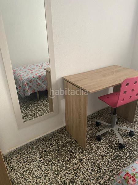 Foto 419ea19d-8c52-4d1e-8d55-27c64b9757e2. Alquiler piso  en alquiler para estudiantes en las delicias. en Málaga