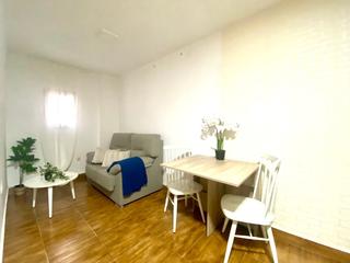 Location Appartement  Calle calzada de la trinidad. Apartamento reformado y amublado larga estancia