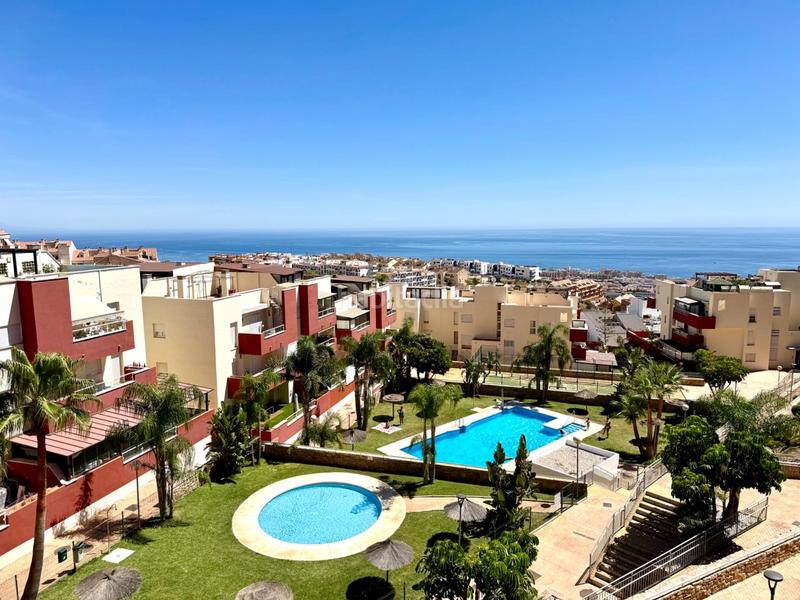 Foto 473e691a-01e6-422f-a4d4-435634f2f492. Ático atico duplex con dos terrazas y dos garajes en Benalmádena