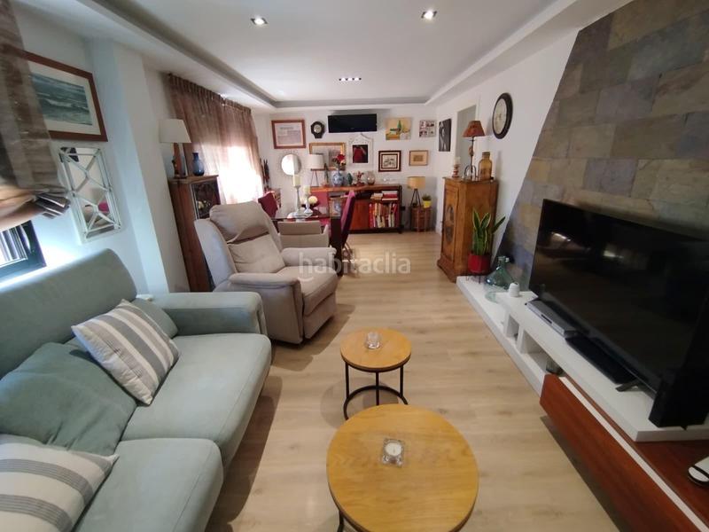 Foto 2b8599b0-7992-420d-b3dd-355122745982. Piso en Carranque - Haza Cuevas Málaga