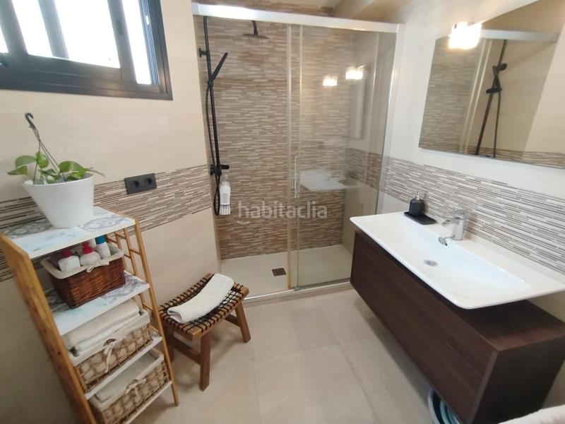 Foto bf8adcea-f815-4c69-8409-eb2fbe3bacbd. Piso en Carranque - Haza Cuevas Málaga