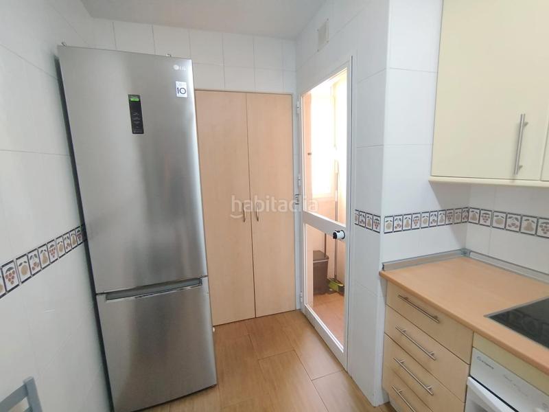 Foto a20233c1-0cd7-4e5f-8c2f-ee8bd321052e. Piso en Carranque - Haza Cuevas Málaga