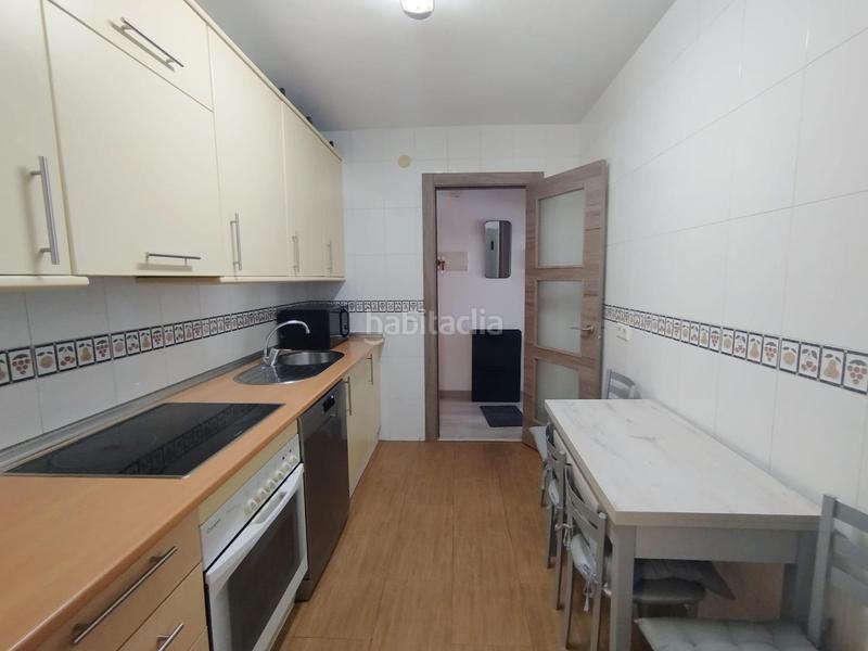 Foto b7ada1c9-0195-4d16-8223-f8aa6f6ea0b6. Piso en Carranque - Haza Cuevas Málaga
