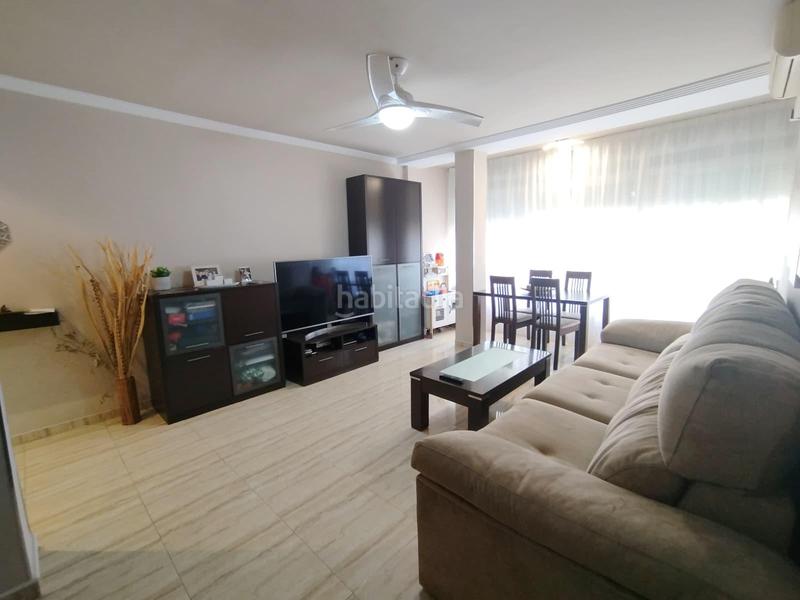 Foto f1c30477-eb6b-4d70-bd79-50764edeab8c. Piso en Carranque - Haza Cuevas Málaga