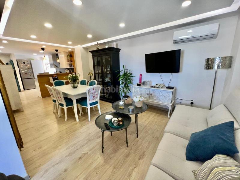 Foto be4f292d-d4ea-4687-b0c2-c81d1c72c778. Appartamento con parcheggio piscina in La Carihuela - Los Nidos Torremolinos