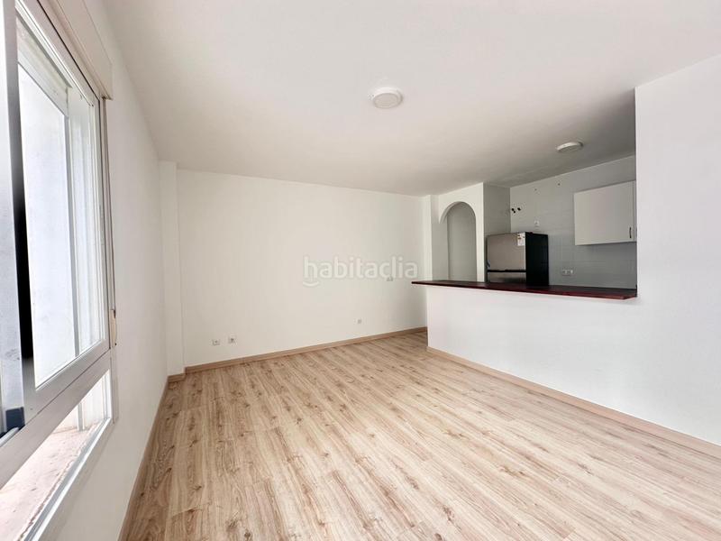 Foto 695fcfd2-eac2-4727-8964-e9523db8854c. Pis amb aparcament a La Trinidad Málaga