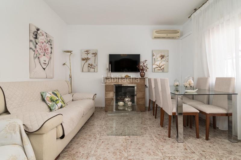 Foto 7399a64d-328d-4e05-a317-0268cf35e82f. Casa adosada preciosa casa en venta junto a teatinos!!!!! en Málaga