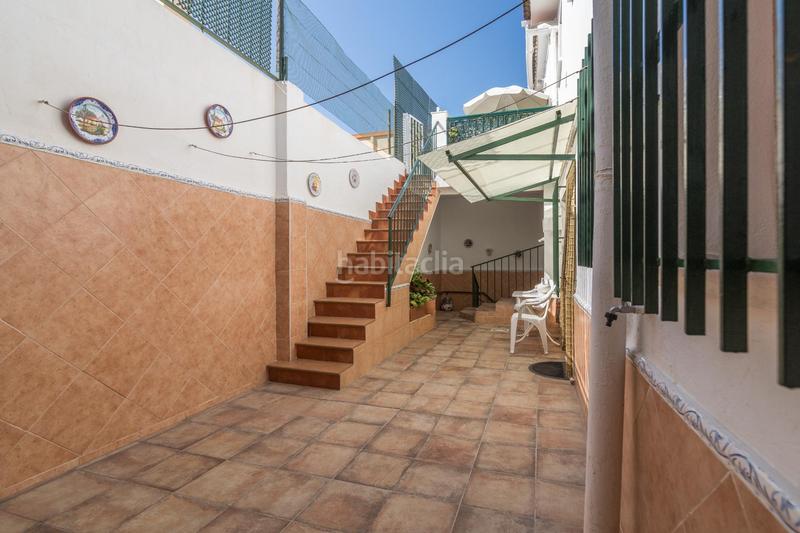 Foto 89275e80-85b0-4edc-818c-95cd0657dc08. Casa adosada preciosa casa en venta junto a teatinos!!!!! en Málaga