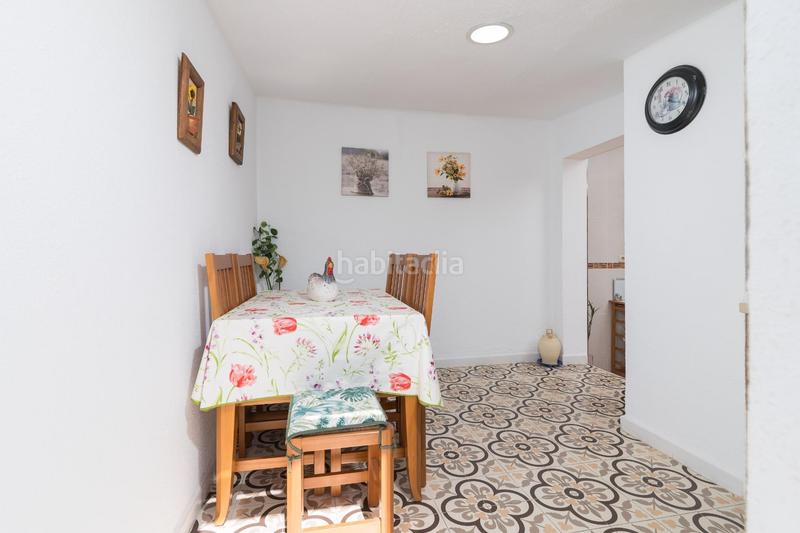 Foto b797f82b-7627-4e45-a3d3-5322e068b8fe. Casa adosada preciosa casa en venta junto a teatinos!!!!! en Málaga