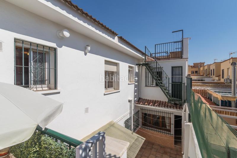 Foto cc9400a4-37f3-493b-b566-1f9cc3f22e5c. Casa adosada preciosa casa en venta junto a teatinos!!!!! en Málaga