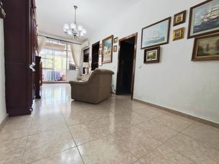 Appartement  Calle horacio lengo. Piso en zona avenida la aurora