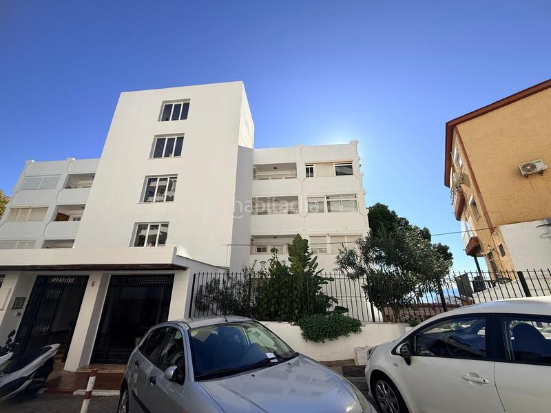 Foto 292f53e8-1342-4634-94fb-cdbda02a1f8f. Pis amb piscina a Loma de los Riscos Torremolinos