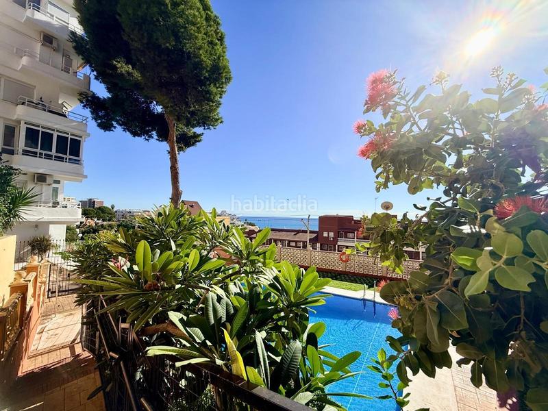 Foto 3648c841-555f-4dbd-a461-cd19f84b944c. Pis amb piscina a Loma de los Riscos Torremolinos