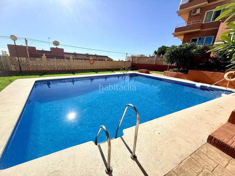 Foto 46839d04-4865-435f-8777-002f343eaf94. Pis amb piscina a Loma de los Riscos Torremolinos