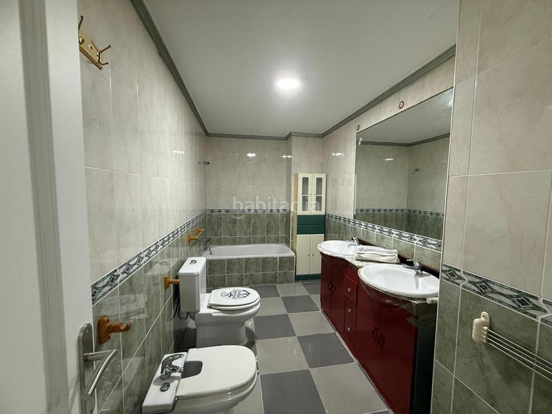 Foto 7731e2d6-bc6b-40fd-a43f-388b79fedf97. Pis amb piscina a Loma de los Riscos Torremolinos