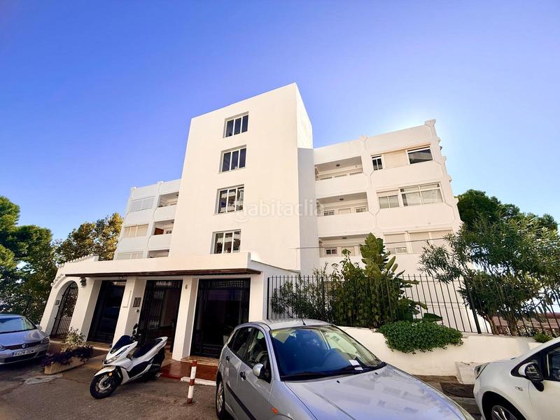 Foto 9201103f-7498-4fb4-b328-c4612780b5af. Pis amb piscina a Loma de los Riscos Torremolinos