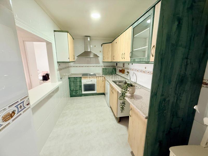 Foto cd85b657-6674-4c7c-9aa2-efb68de66eb4. Pis amb piscina a Loma de los Riscos Torremolinos