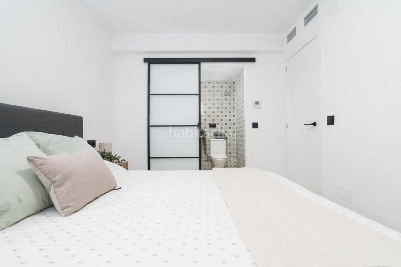 Foto 2bb0bd3c-aa77-479f-a34c-40639bcea4cb. Pis amb aparcament a La Cala del Moral Rincón de la Victoria