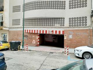 Lloguer Aparcament cotxe a La Trinidad. Plaza de garaje en alquiler en la regente