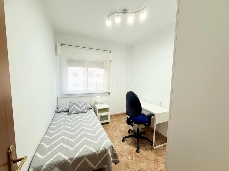 Foto 0368bdc4-a4de-40f0-b474-2b190545c65f. Rent flat in Los Castillejos - La Trinidad Málaga