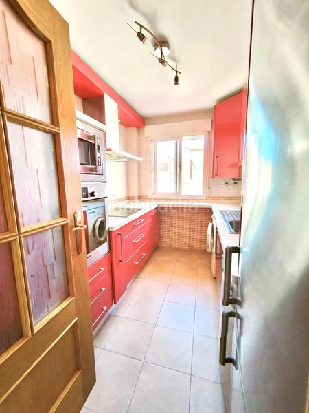 Foto 5cfa52e8-cecf-48d2-946a-44db3c8f90f5. Alquiler piso  de 3 habitaciones el El Ejido con garaje opcional en Málaga