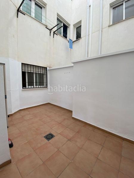 Foto 8aab26de-3a85-4d08-b22a-62fb1e247105. Alquiler piso  de 3 habitaciones el El Ejido con garaje opcional en Málaga