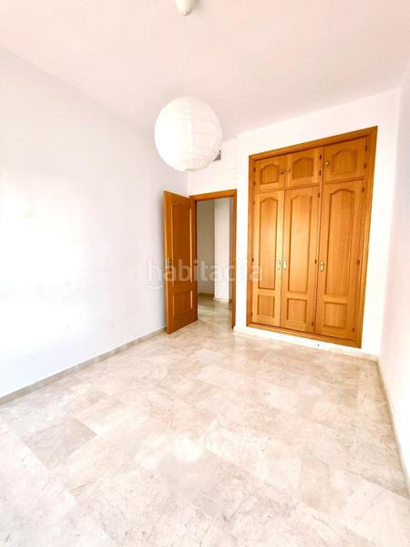 Foto bb6d5c7c-3bc1-4bbf-9f05-9288476fbc2d. Alquiler piso  de 3 habitaciones el El Ejido con garaje opcional en Málaga