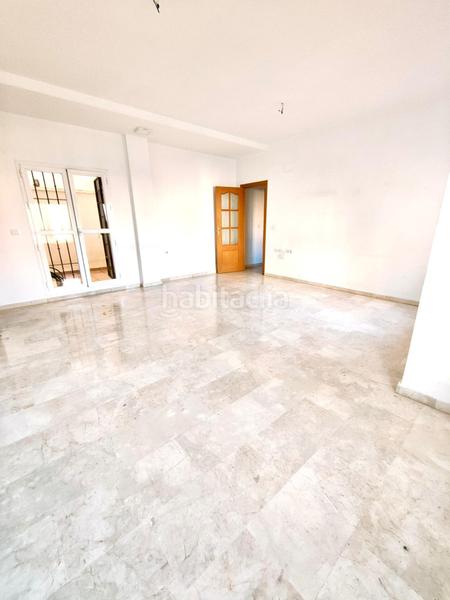Foto 8c5039a2-2483-4a06-a028-61b525f1f879. Rent flat in El Ejido Málaga