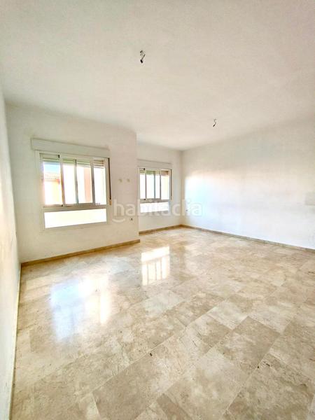 Foto d8ecc6bf-850b-42ce-b278-b7b12ee33e57. Rent flat in El Ejido Málaga