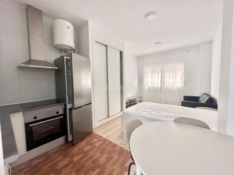 Foto 96b4acba-f3f2-4b50-8d0c-d02b8ec5cff1. Location studio avec parking dans Parque Victoria Eugenia Málaga