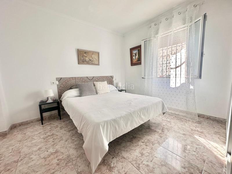 Foto 6932bb7c-714b-49cd-8aac-8abfa4c6d1d1. Casa  con gran potencial, varias plantas, patiogaraje y espectacular solárium en Málaga