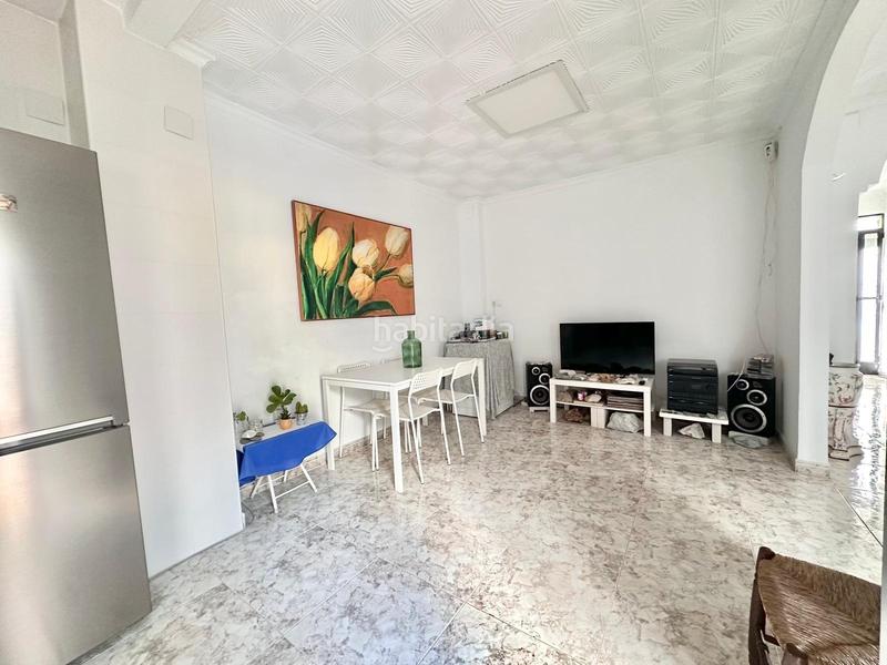 Foto 8661ff41-148c-4827-847b-36e14eb5939f. Casa  con gran potencial, varias plantas, patiogaraje y espectacular solárium en Málaga