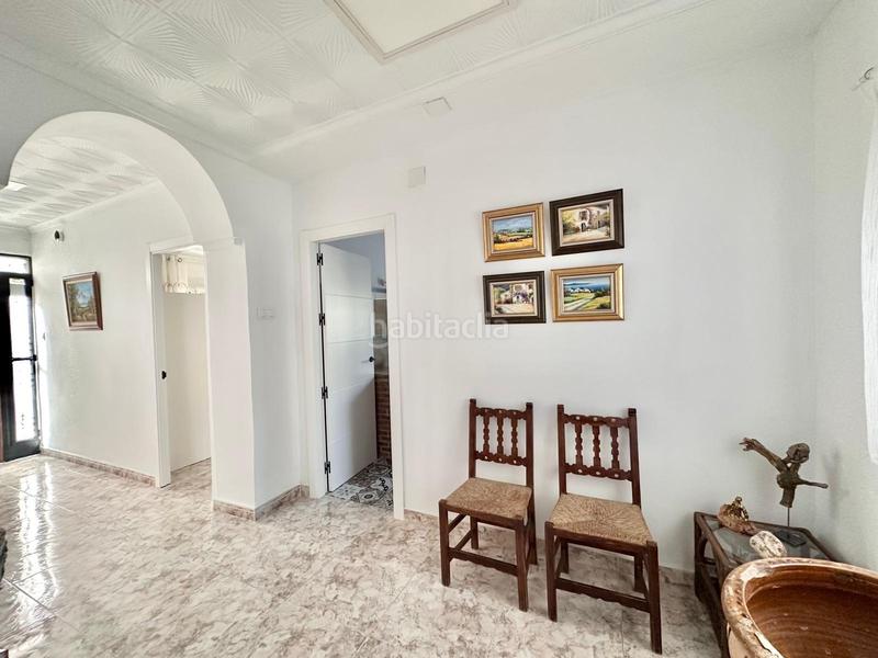 Foto 91cd5bbe-d54c-4de9-9b2c-9ad1d468ae6e. Casa  con gran potencial, varias plantas, patiogaraje y espectacular solárium en Málaga