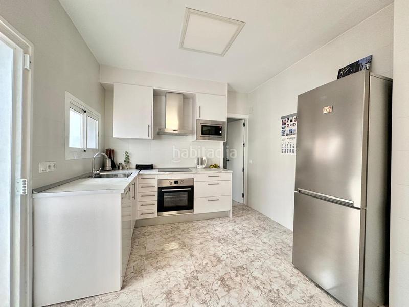 Foto a65e1db9-3ee9-47b9-8011-e5466e1afec6. Casa  con gran potencial, varias plantas, patiogaraje y espectacular solárium en Málaga