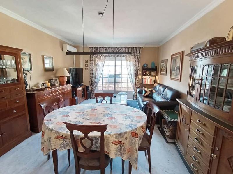 Foto 8ea0c07a-5203-470f-8b6a-a1c561ae824b. Etagenwohnung mit heizung in Los Castillejos - La Trinidad Málaga