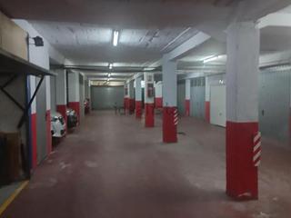 Parking coche en Barrio de Ciudad Jardín. Garaje en ciudad jardin