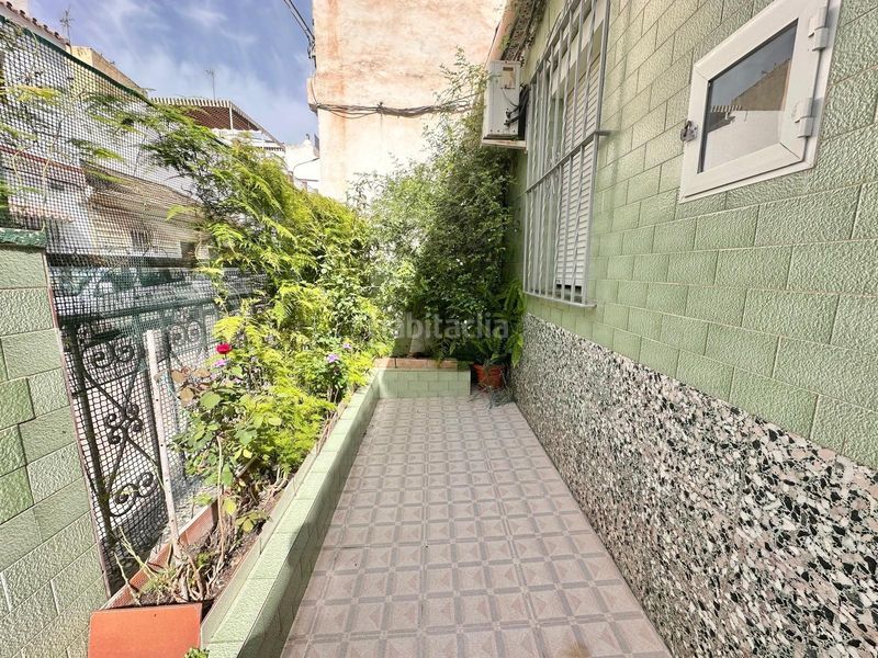 Foto 45a9cdcc-ff99-4722-868e-6620f5e30904. Casa a Parque Victoria Eugenia Málaga