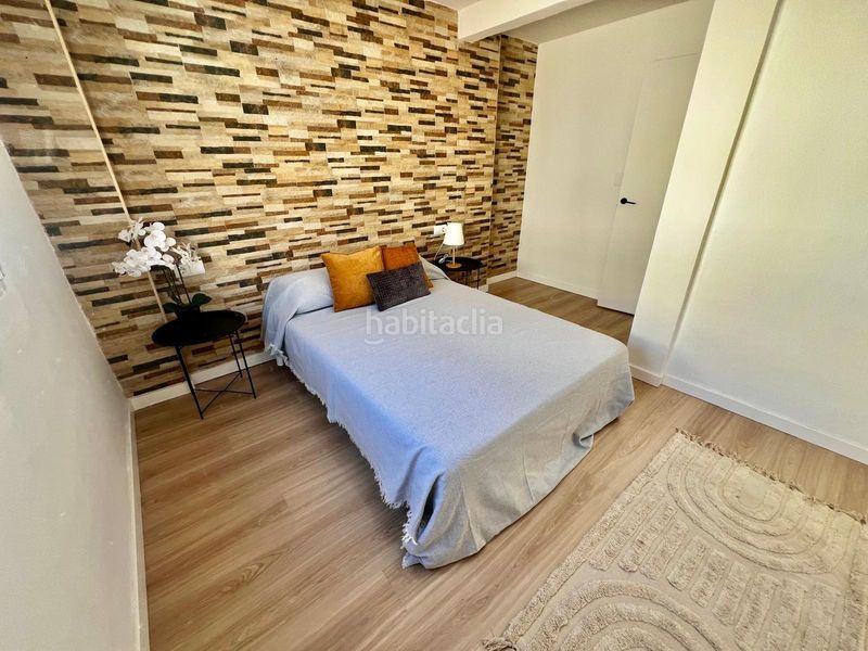 Foto 64fbf4e6-b846-4e14-9917-34e4c55fe822. Casa adosada en Los Castillejos - La Trinidad Málaga