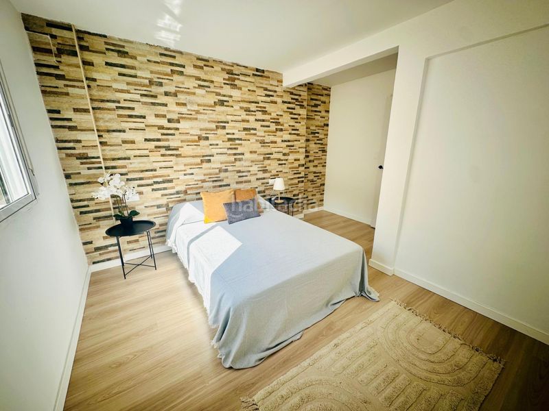 Foto 100d477d-eee2-4d2e-9f8c-8ea5f6537cf6. Casa adossada a Los Castillejos - La Trinidad Málaga