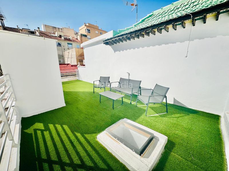 Foto 21eea2e9-f65e-404d-90ba-eb16896394d4. Casa adossada a Los Castillejos - La Trinidad Málaga