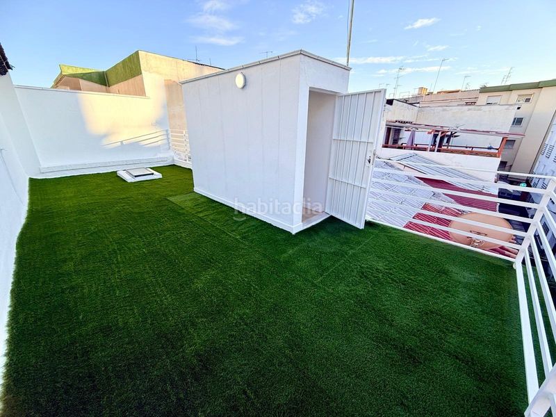 Foto 5d7e5eb7-a2ee-486e-a8c6-e6fbd9a5c5df. Casa adossada a Los Castillejos - La Trinidad Málaga