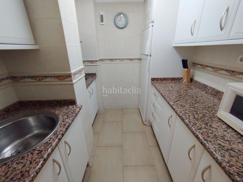 Foto 7f93c4da-b3c5-4c11-abfb-f145dcaf0d34. Pis amb aparcament piscina a La Carihuela - Los Nidos Torremolinos