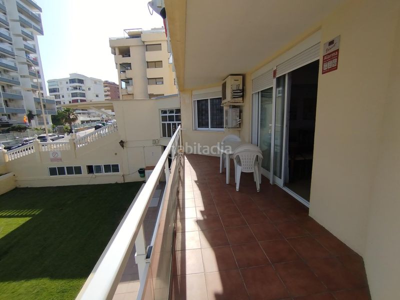 Foto fd83e4ed-18e9-433d-84fb-ce773b255a69. Pis amb aparcament piscina a La Carihuela - Los Nidos Torremolinos