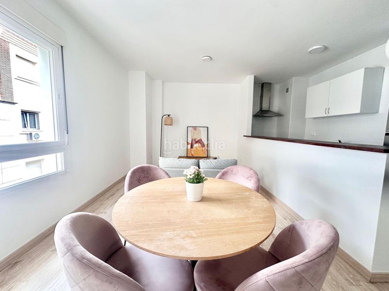 Foto c9b8de77-e423-4c0d-8813-c35e185e5d07. Apartament amb aparcament a Parque Victoria Eugenia Málaga