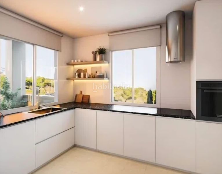 Foto 4fad78e4-8dee-4381-8645-3324f3fa48f4. Xalet amb aparcament a Santangelo Benalmádena