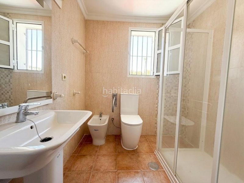 Foto 1aa07d52-36d1-4e4e-acd5-6db1d58133dd. Pis amb calefacció a Barrio de Ciudad Jardín Málaga